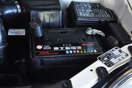 2012款华泰圣达菲1.8T手动导航版