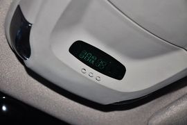 2012款华泰圣达菲1.8T手动导航版