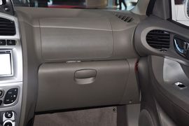 2012款华泰圣达菲1.8T手动导航版