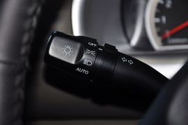 2012款华泰圣达菲1.8T手动导航版