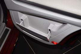 2012款华泰宝利格1.8T手动两驱爱国版