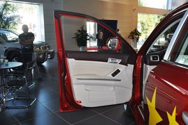 2012款华泰宝利格1.8T手动两驱爱国版