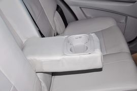 2012款华泰宝利格1.8T手动两驱爱国版