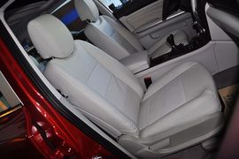 2012款华泰宝利格1.8T手动两驱爱国版