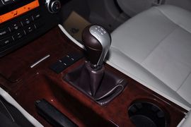 2012款华泰宝利格1.8T手动两驱爱国版