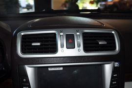 2012款华泰宝利格1.8T手动两驱爱国版