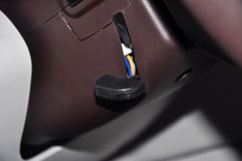 2012款华泰宝利格1.8T手动两驱爱国版