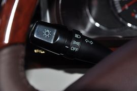 2012款华泰宝利格1.8T手动两驱爱国版