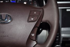 2012款华泰宝利格1.8T手动两驱爱国版