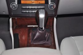 2012款华泰宝利格1.8T手动两驱爱国版