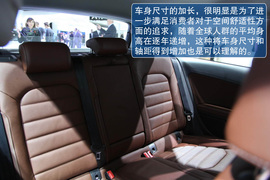 全新大众第七代高尔夫巴黎车展实拍