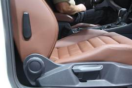 全新大众第七代高尔夫巴黎车展实拍