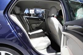 全新大众第七代高尔夫巴黎车展实拍