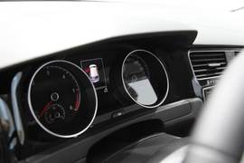 全新大众第七代高尔夫巴黎车展实拍