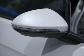 全新大众第七代高尔夫巴黎车展实拍