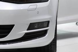 全新大众第七代高尔夫巴黎车展实拍