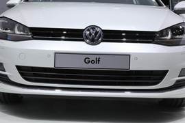 全新大众第七代高尔夫巴黎车展实拍