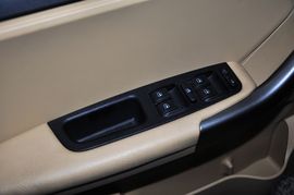 2012款奇瑞瑞虎1.6S手动舒适型