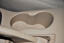 2012款奇瑞瑞虎1.6S手动舒适型