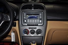 2012款奇瑞瑞虎1.6S手动舒适型