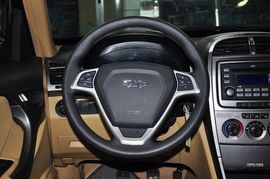 2012款奇瑞瑞虎1.6S手动舒适型