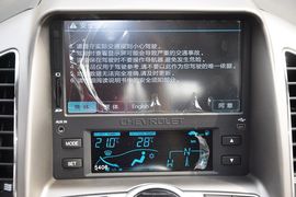 2012款雪佛兰科帕奇2.4L自动豪华导航版
