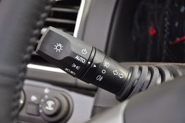 2012款雪佛兰科帕奇2.4L自动豪华导航版