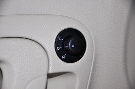 2012款斯柯达晶锐1.4L手动晶灵版