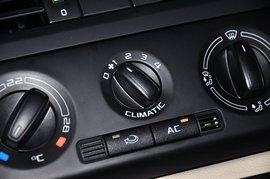 2012款斯柯达晶锐1.4L手动晶灵版