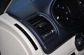 2012款斯柯达晶锐1.4L手动晶灵版