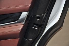 2010款保时捷Panamera