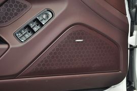 2010款保时捷Panamera