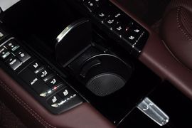 2010款保时捷Panamera