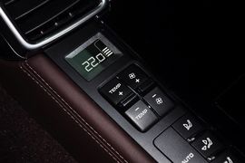 2010款保时捷Panamera