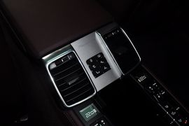 2010款保时捷Panamera