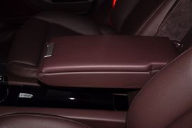 2010款保时捷Panamera