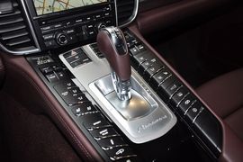 2010款保时捷Panamera