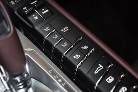2010款保时捷Panamera