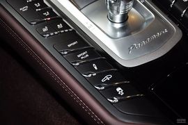 2010款保时捷Panamera