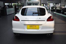 2010款保时捷Panamera
