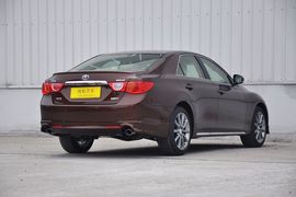 2012款丰田锐志2.5V风度菁英炫装版