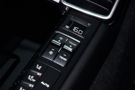 2010款保时捷Panamera
