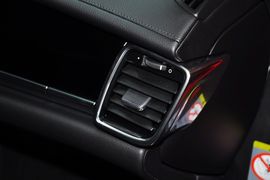 2010款保时捷Panamera