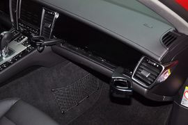 2010款保时捷Panamera