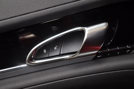 2010款保时捷Panamera