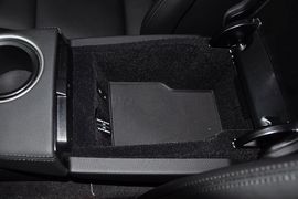 2010款保时捷Panamera