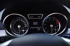 2012款奔驰ML300