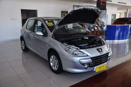 2012款标致307两厢1.6L手动舒适版到店实拍