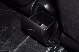 2012款标致307两厢1.6L手动舒适版到店实拍