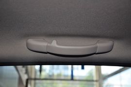 2012款标致307两厢1.6L手动舒适版到店实拍